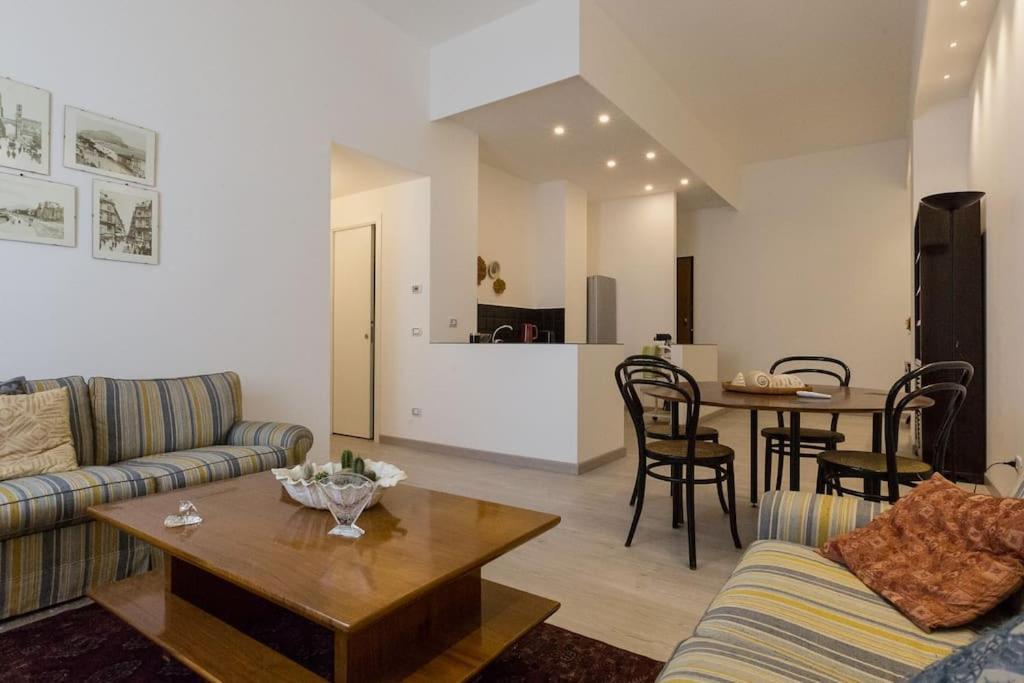 Appartamento 2 Camere Da Letto Al Politeama Palermo Exterior foto