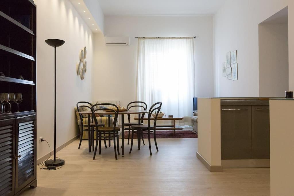 Appartamento 2 Camere Da Letto Al Politeama Palermo Exterior foto